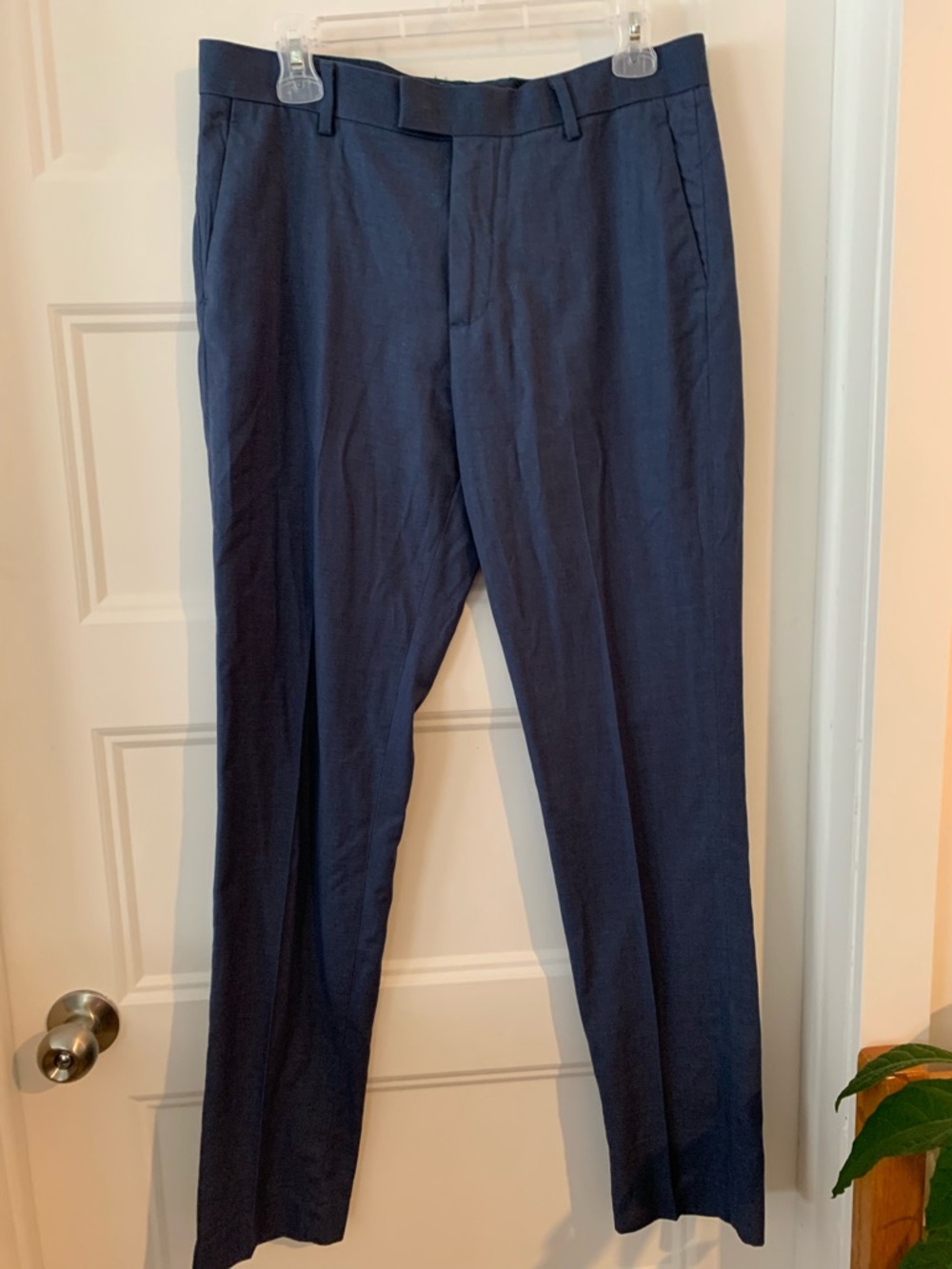H&M Men's slim cut Navy Straight Dress Pants